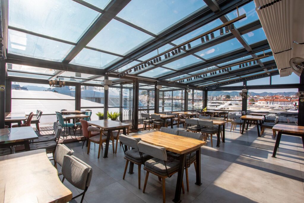 Techo móvil de cristal motorizado para restaurantes