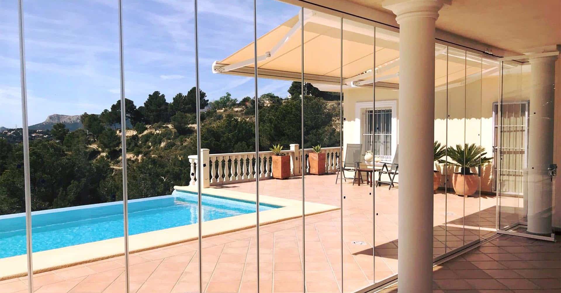Cortinas de cristal para espacios exteriores