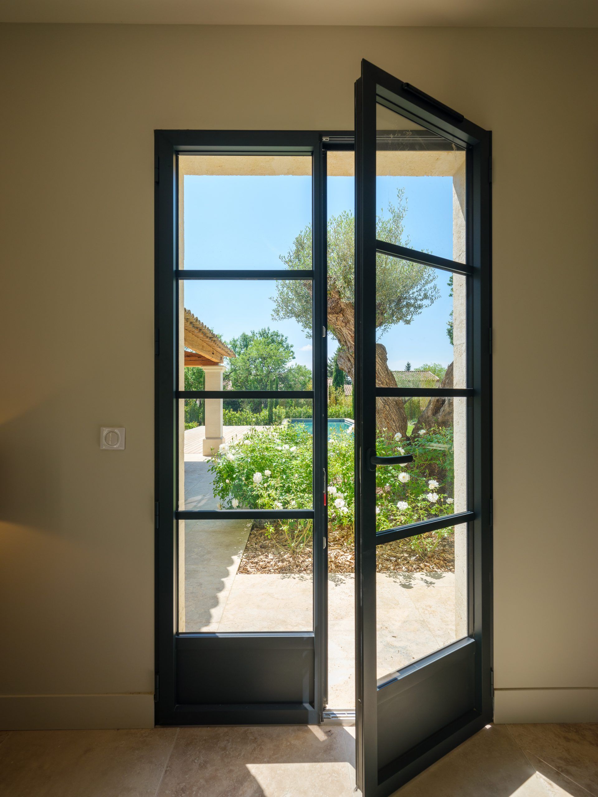 Puerta de aluminio